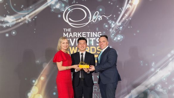 Photo caption: Ruth Boston, Senior Vice President, Marketing and Brand Management, Sands China Ltd. and Brett Ingram, Executive Director, Event Development and Management, Sands China Ltd., receive a trophy at The Marketing Events Awards 2018 on behalf of