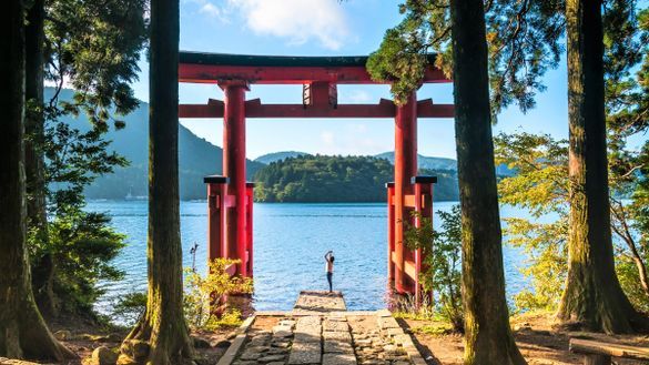 Hakone Shrine