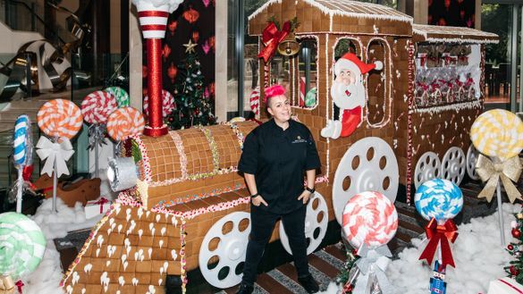 Giant Gingerbread Train by Anna Polyviou at Shangri-La Hotel, Sydney 2018
