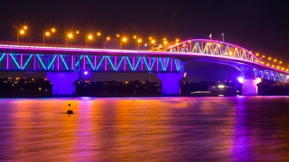 Vector Lights on Auckland Harbour Bridge