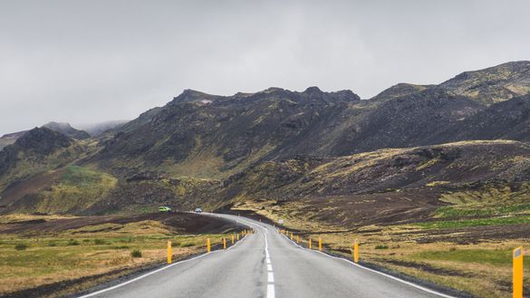 Rekjanes drive - Between Continents Reykjanes & Lava Tunnel - Norris Niman