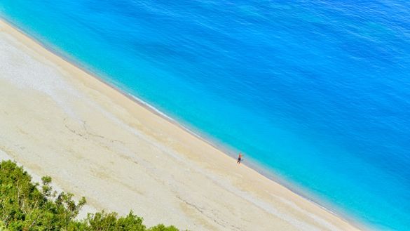 Following updated FCO advice, UK travellers can now head to the Greek Islands such as Kefalonia this summer.