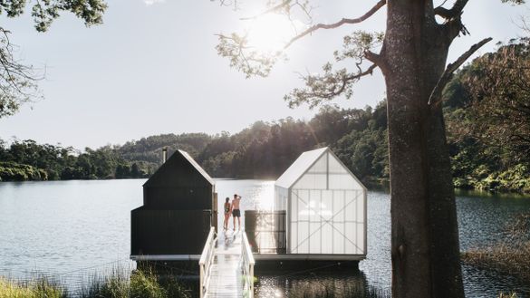 Floating Sauna Lake Derby