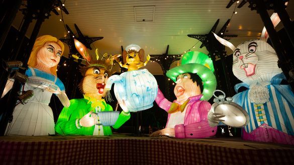 Christmas at Lightwater Valley - Mad Hatter's Tea Party - Lantern Trail Christmas at Lightwater Valley - Mad Hatter's Tea Party - Lantern Trail