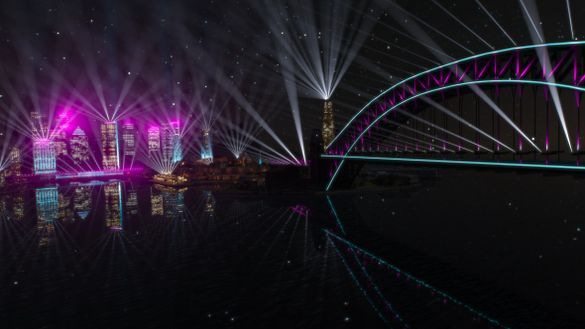 Our Connected City by Mandylights, supported by Transgrid, will shine new light on the city’s landmarks, with 200 searchlights beaming across the Harbour, CBD buildings and the Cahill Expressway, linking the Sydney Opera House and Sydney Harbour Bridge in