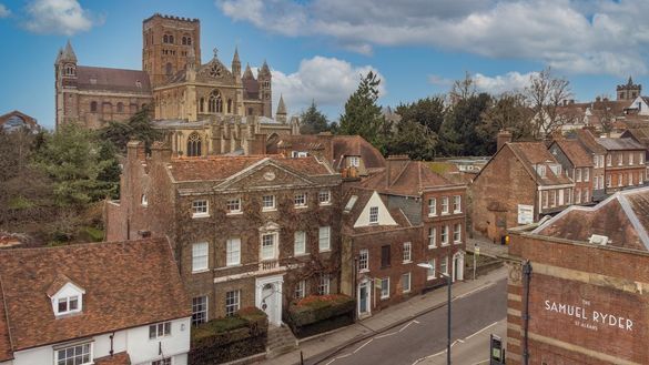 The Samuel Ryder Hotel St Albans Tapestry Collection by Hilton