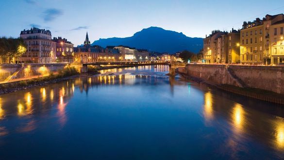 Grenoble Grenoble