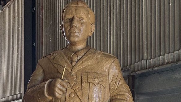 Where Love becomes Legend - Tolkien statue set for East Yorkshire Where Love becomes Legend - Tolkien statue set for East Yorkshire