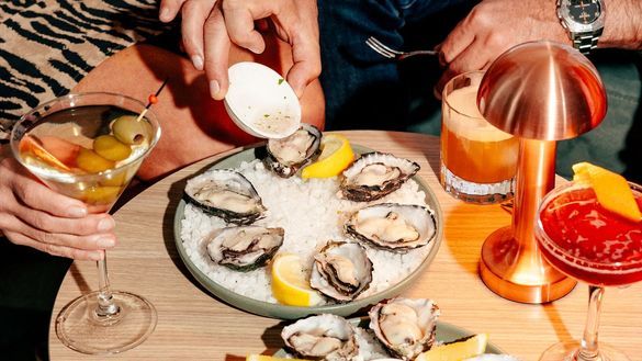 Shuck & Sip Shuck & Sip