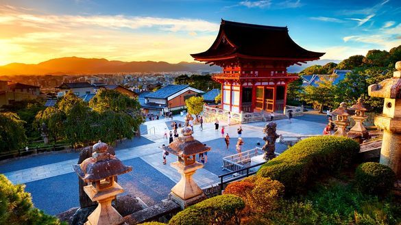 Kiyomizu-dera Temple in Kyoto Kiyomizu-dera Temple in Kyoto