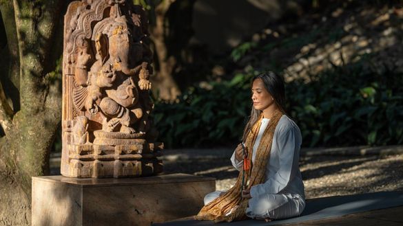 Stephanie Zubiri- meditation